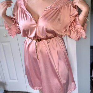 ❤️ Vintage Vanity Fair Pink Nightgown with Ruched Mid Sleeves, w Lace, Medium